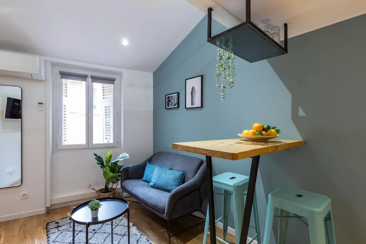 1 Gallo Lot 2 - Studio Mezzanine En Plein Coeur Du Vieux Nice 0*,